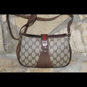 Authentic Gucci Green and Red Stripe Shoulder Bag